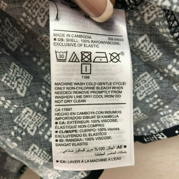 NWT Old Navy  Fit & Flare Geometric Pattern Dress - Picture 6 of 7